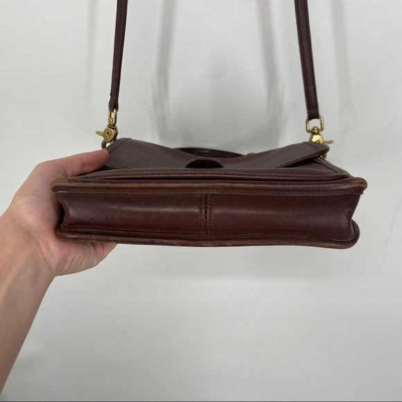 Coach Vintage Brown Leather Willis Station Crossbody Bag 5130 - Picture 4 of 10